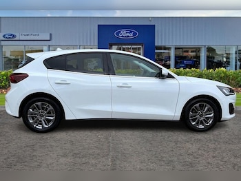 Used Ford Focus 2022 for sale - 75468135: Photo