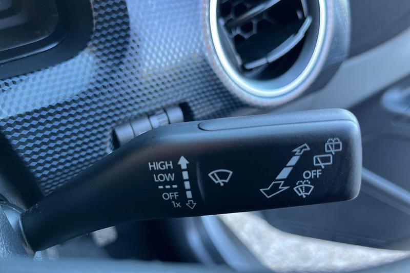 Used Volkswagen up! 2018 for sale - 77941428: Photo 15