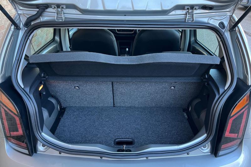 Used Volkswagen up! 2018 for sale - 77941428: Photo 21