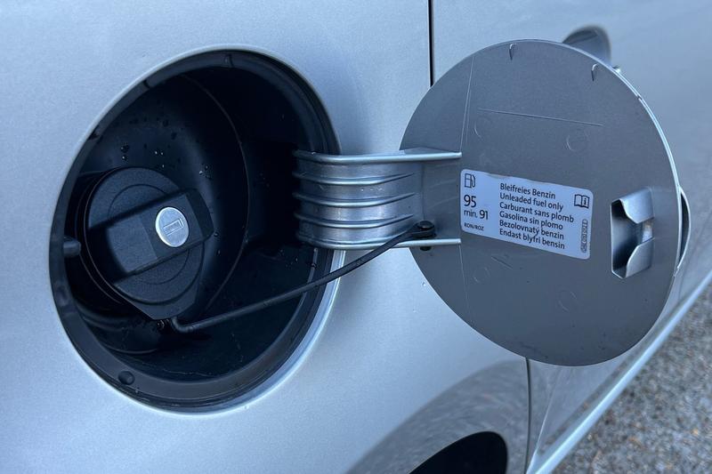 Used Volkswagen up! 2018 for sale - 77941428: Photo 38