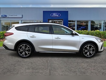 Used Ford Focus 2023 for sale - 76586477: Photo