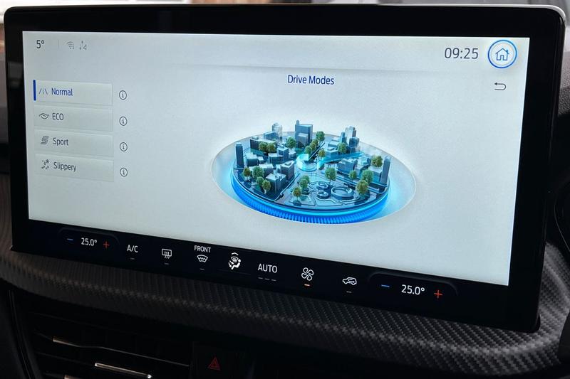 Used Ford Kuga 2025 for sale - 77592864: Photo 28