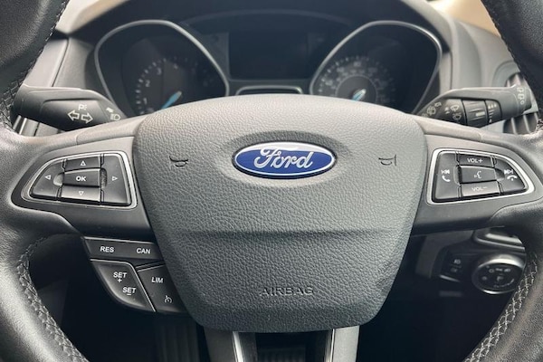 Used Ford Focus 2018 for sale - 76298971: Photo 12