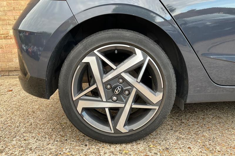 Used Hyundai i20 2023 for sale - 76474424: Photo 8