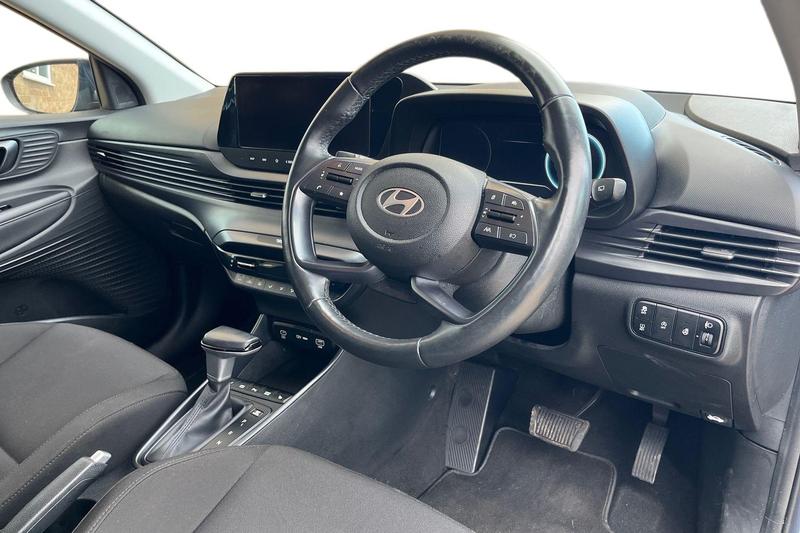 Used Hyundai i20 2023 for sale - 76474424: Photo 9