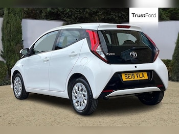 Used Toyota AYGO 2019 for sale - 78529823: Photo