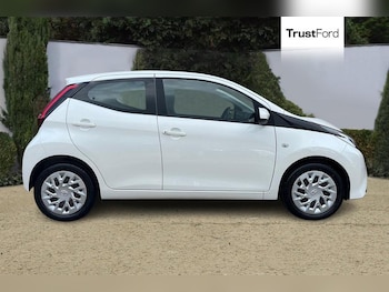 Used Toyota AYGO 2019 for sale - 78529823: Photo