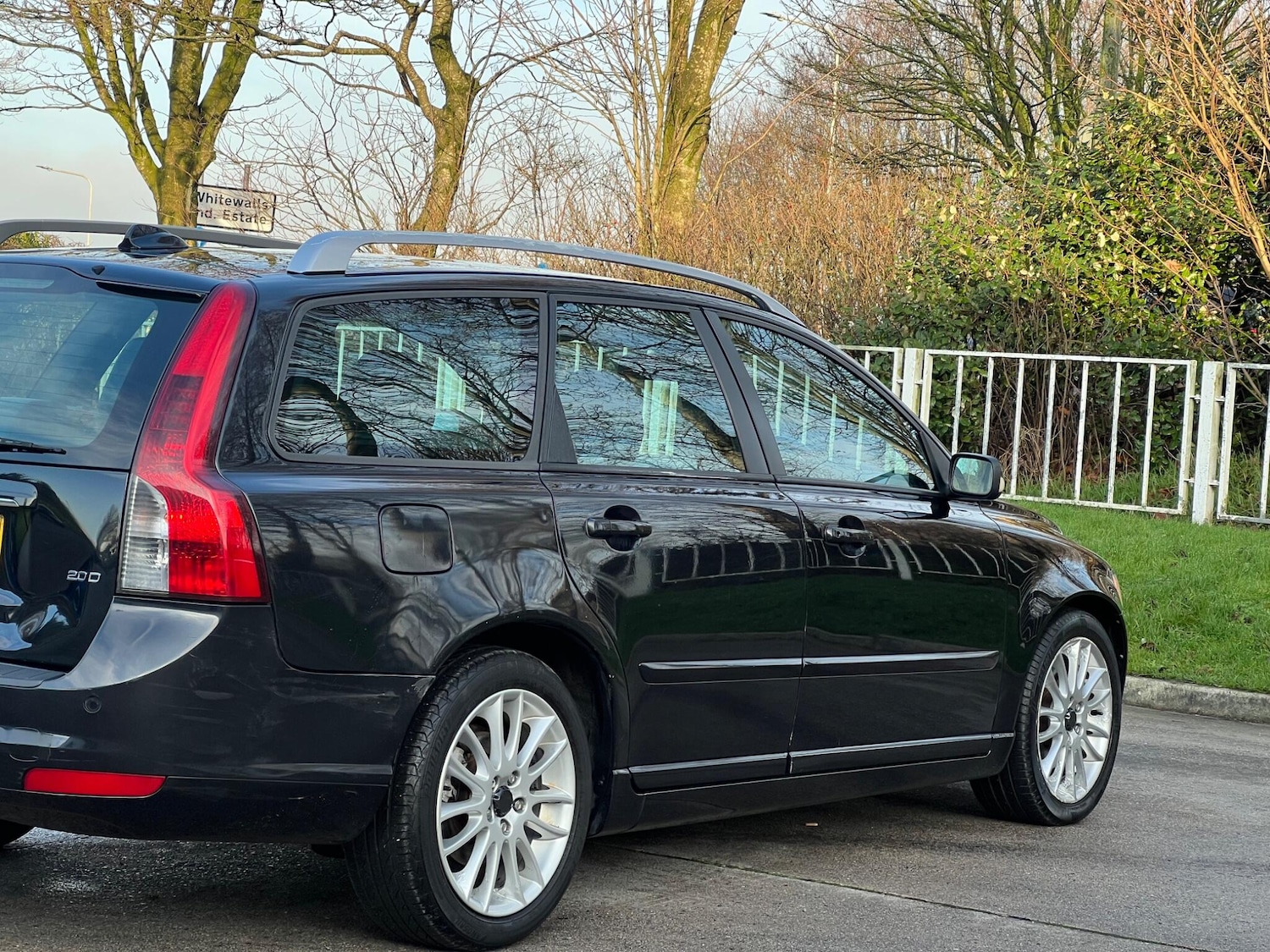 Used Volvo V50 2009 for sale - 77783949: Photo 16