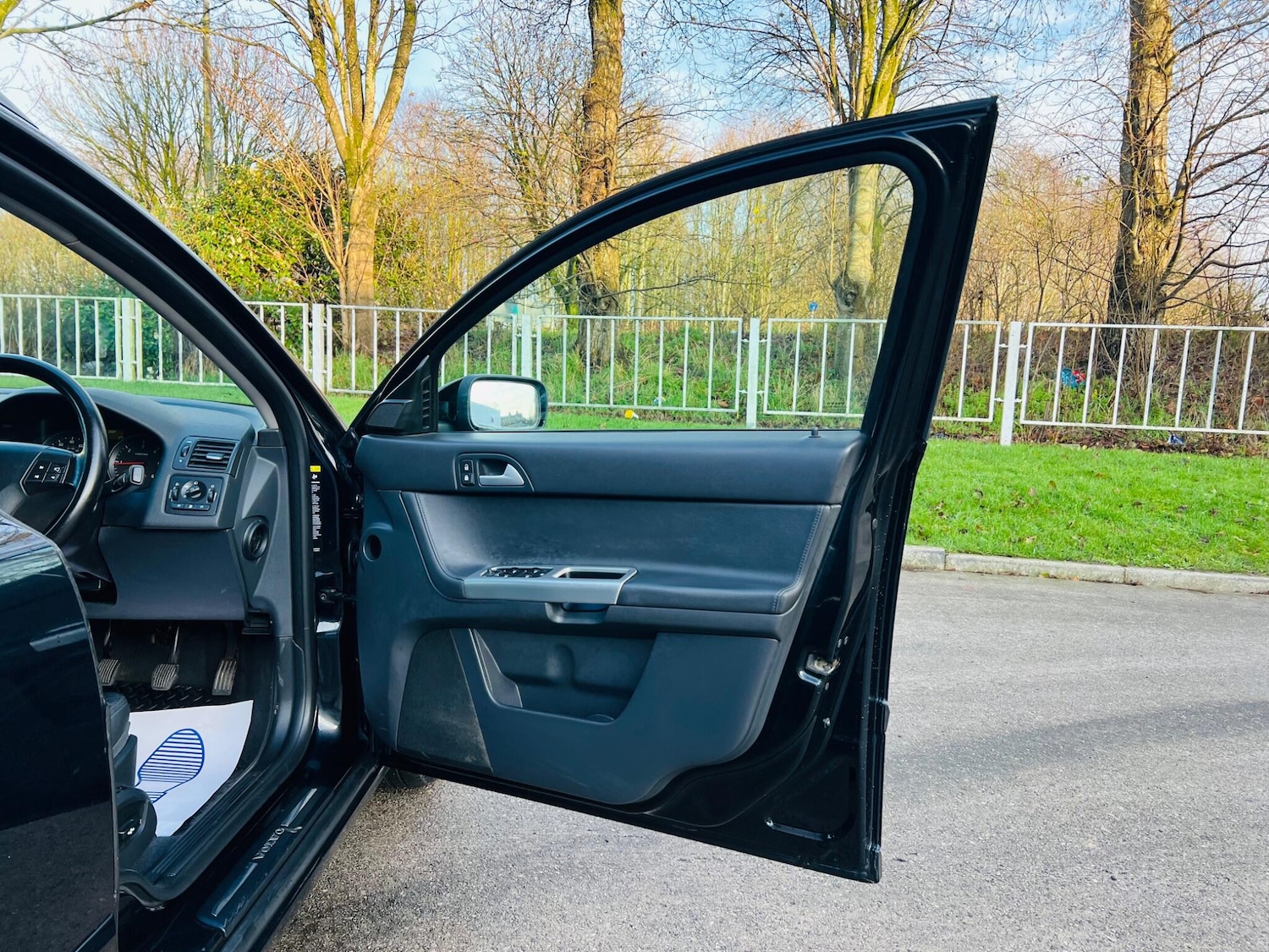 Used Volvo V50 2009 for sale - 77783949: Photo 26