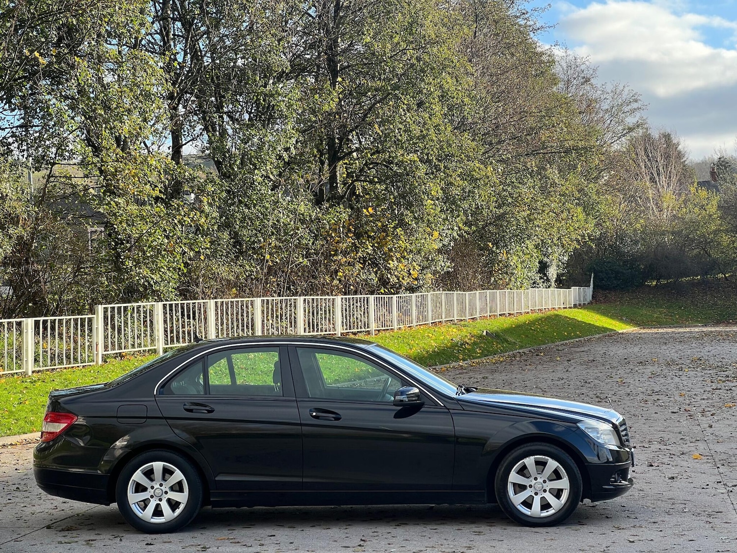 Used Mercedes-Benz C Class 2009 for sale - 77455581: Photo 5