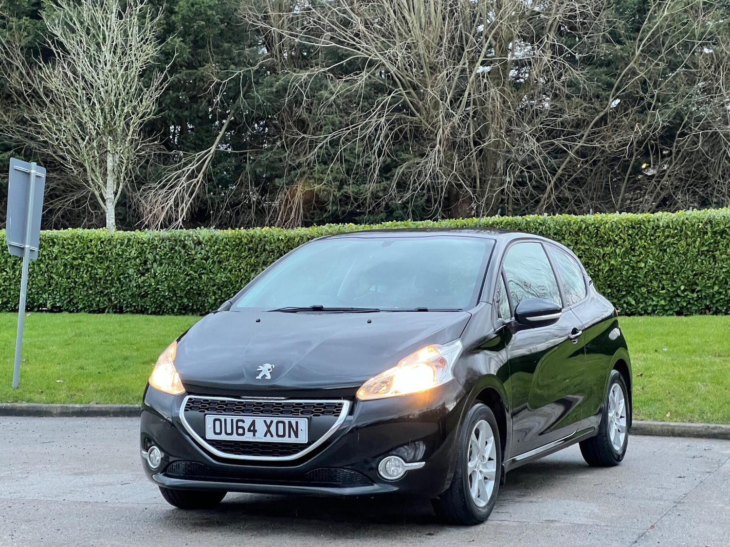 Used Peugeot 208 2014 for sale - 77525091: Photo 10