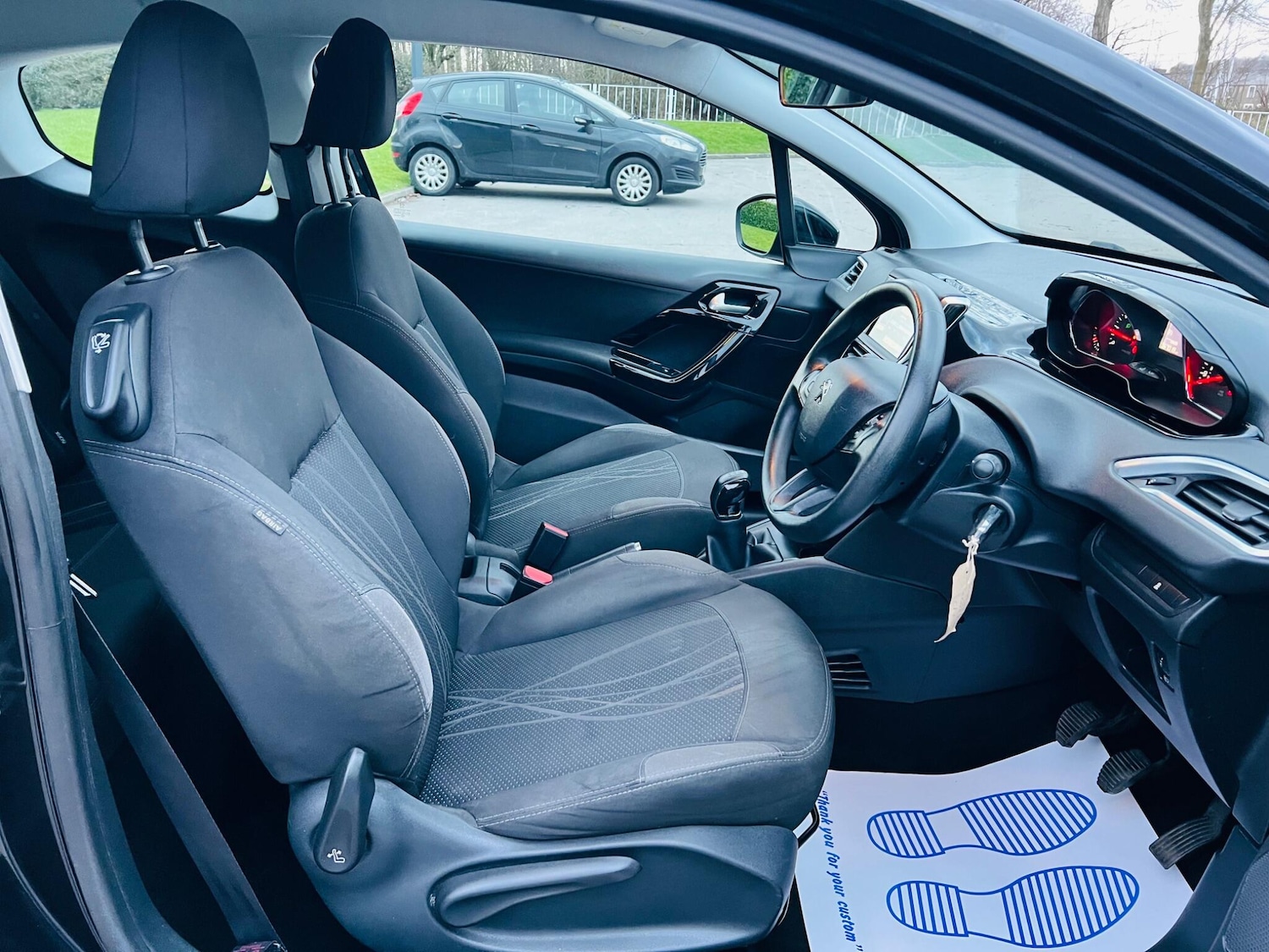 Used Peugeot 208 2014 for sale - 77525091: Photo 28