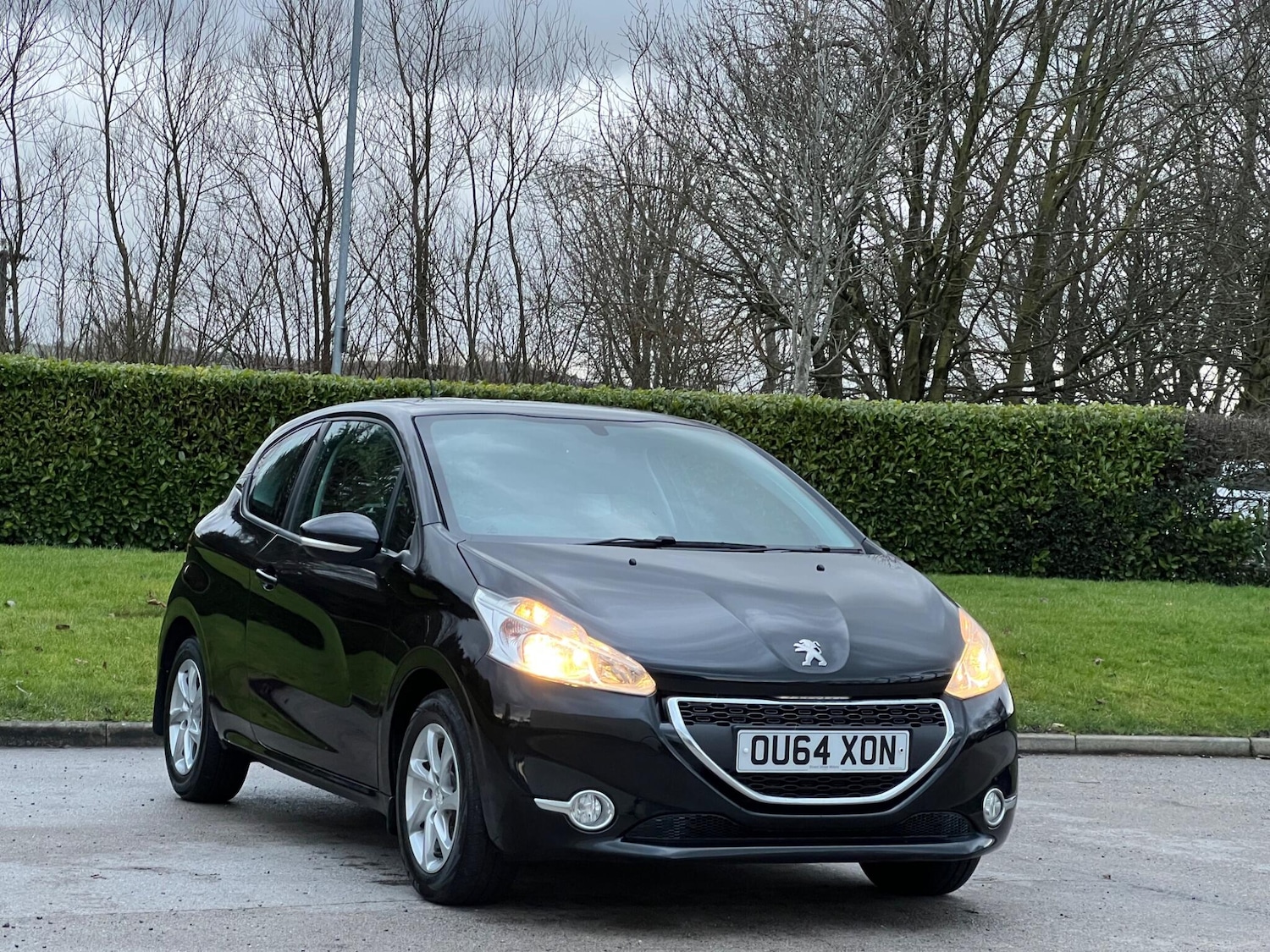 Used Peugeot 208 2014 for sale - 77525091: Photo 3