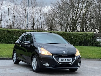 Used Peugeot 208 2014 for sale - 77525091: Photo