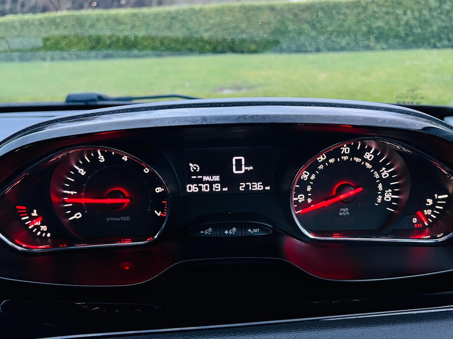 Used Peugeot 208 2014 for sale - 77525091: Photo 48