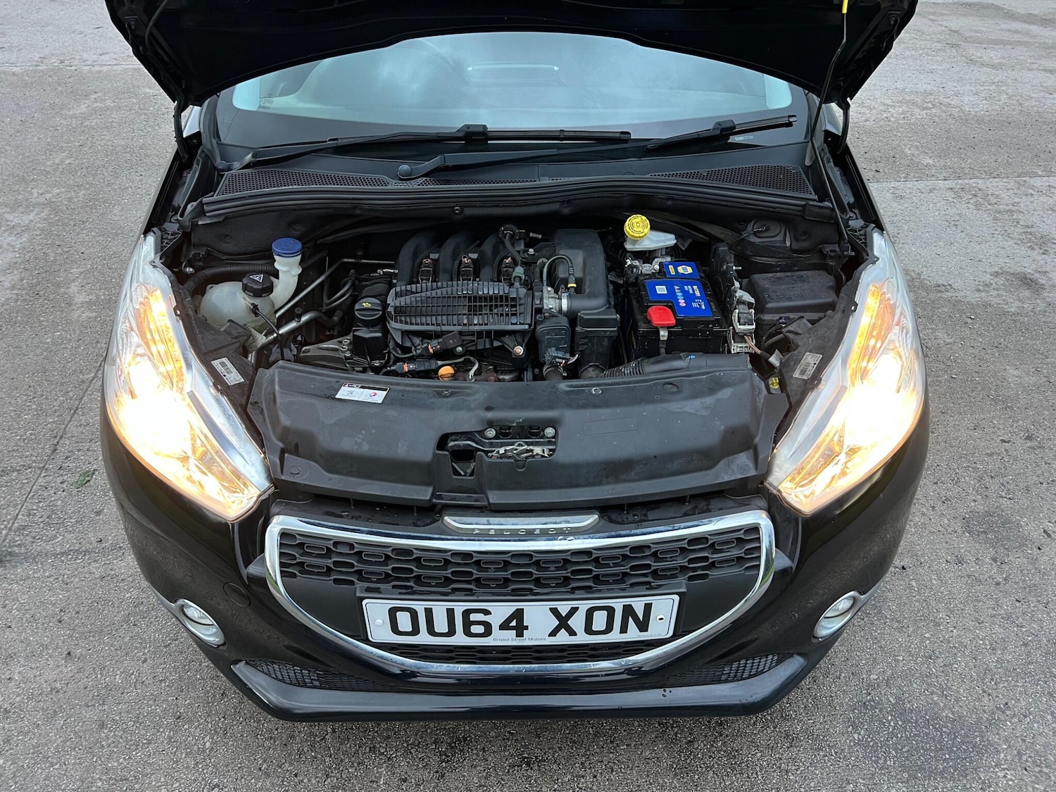 Used Peugeot 208 2014 for sale - 77525091: Photo 49