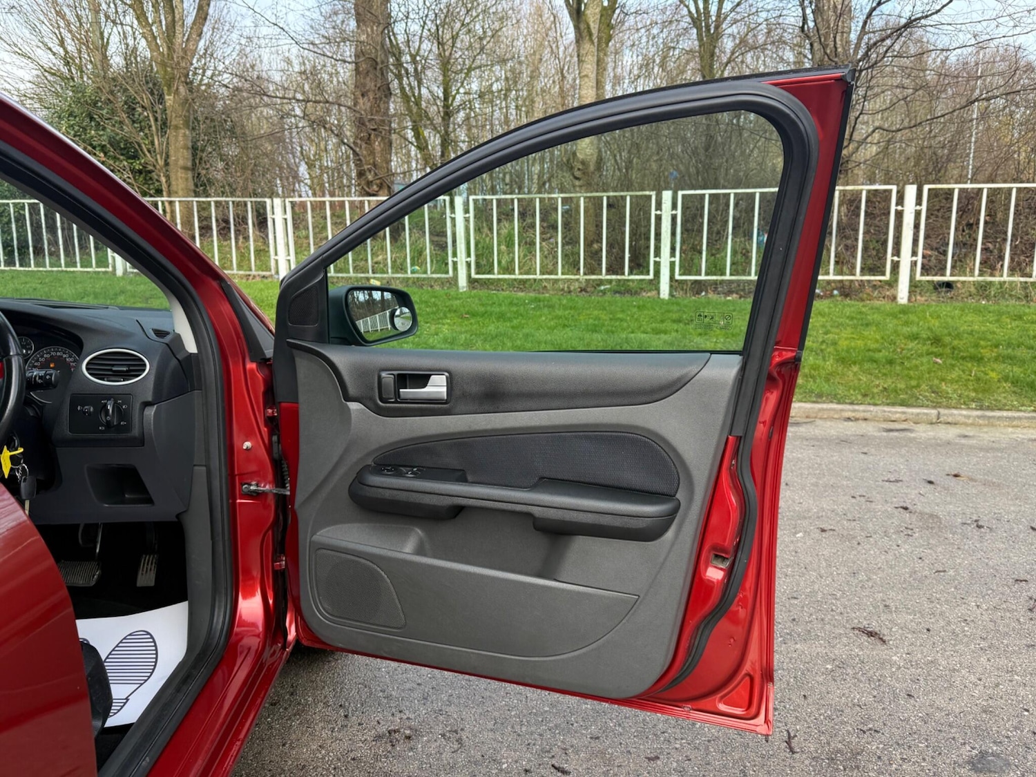 Used Ford Focus for sale - 77825098: Photo 29