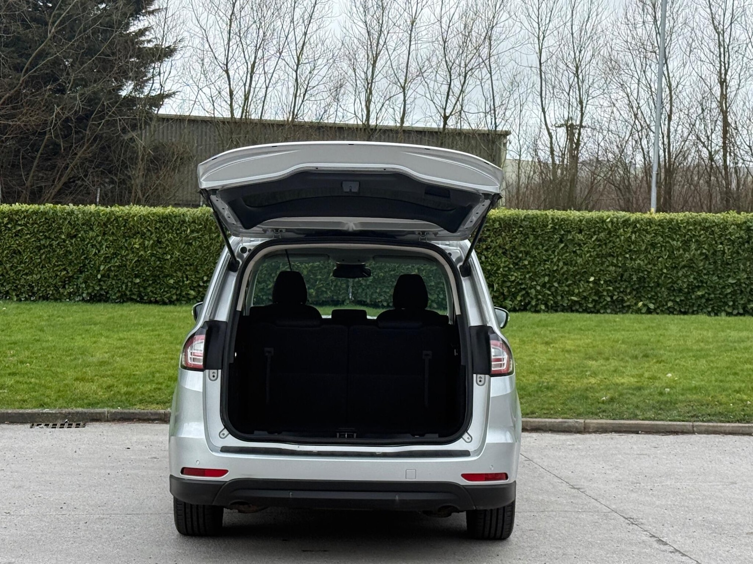 Used Ford Galaxy 2019 for sale - 77637632: Photo 13