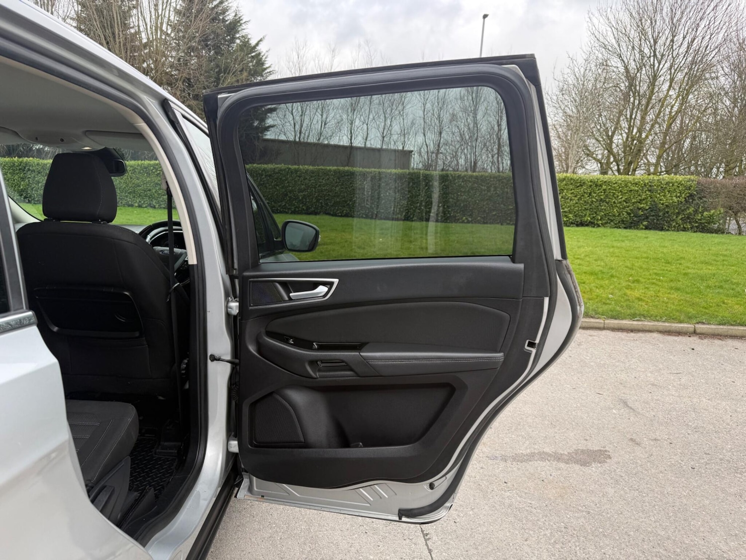 Used Ford Galaxy 2019 for sale - 77637632: Photo 29