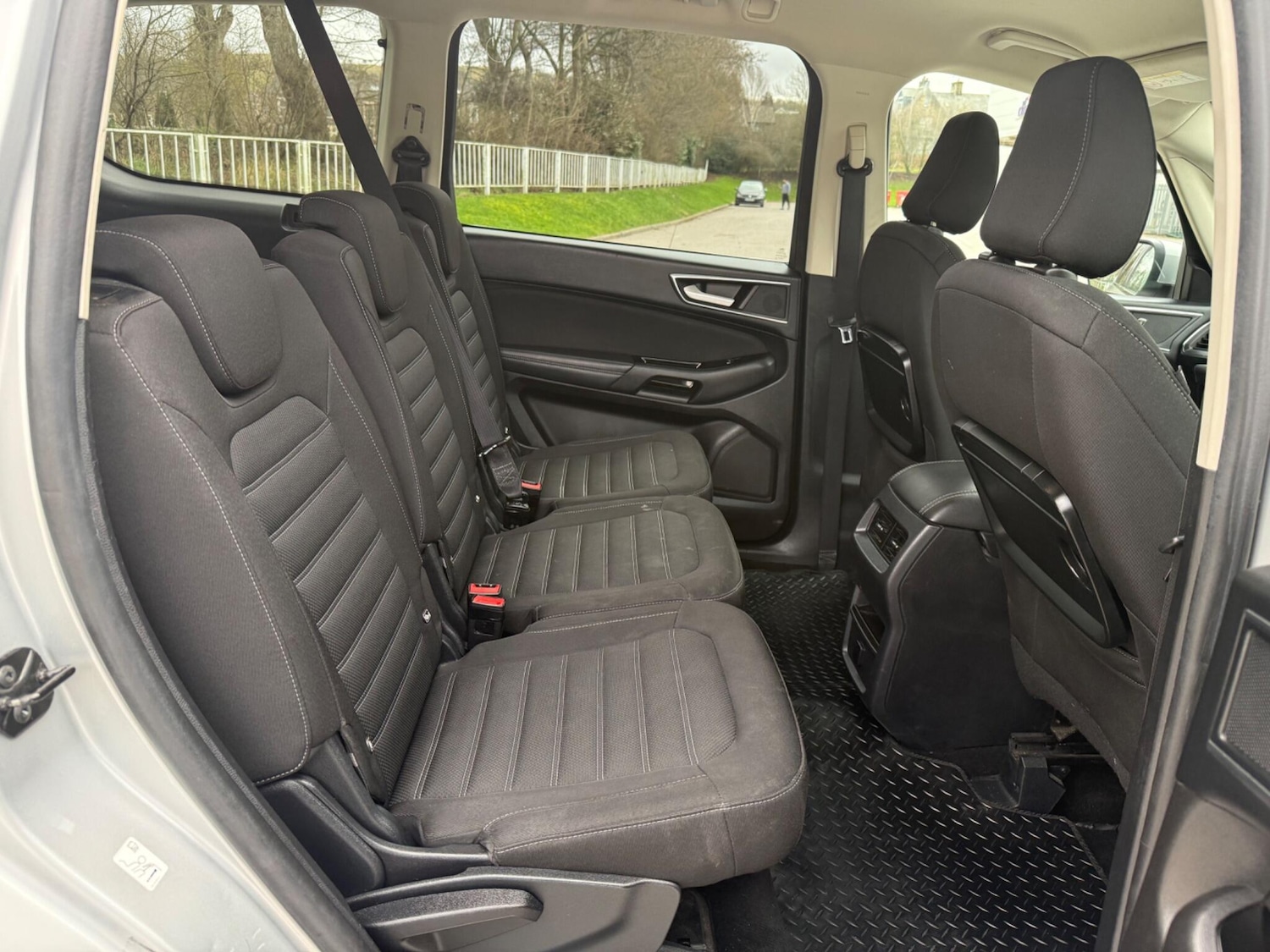 Used Ford Galaxy 2019 for sale - 77637632: Photo 32