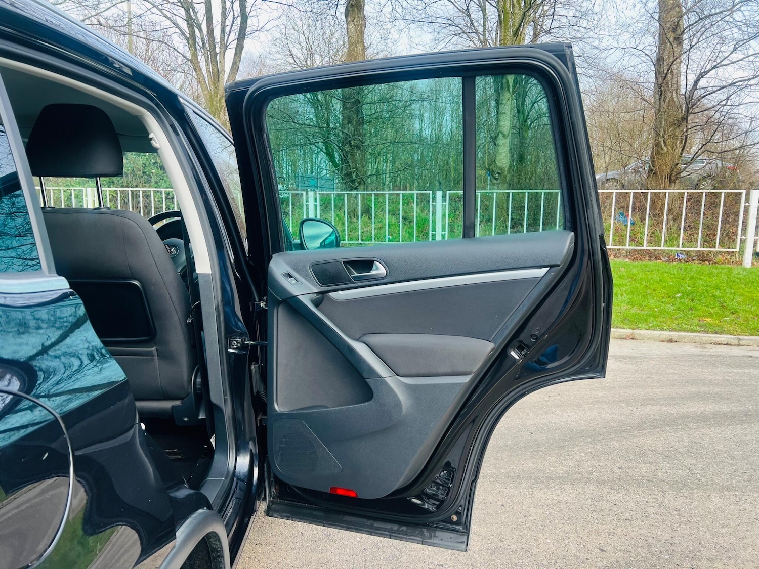 Used Volkswagen Tiguan 2015 for sale - 77456470: Photo 31