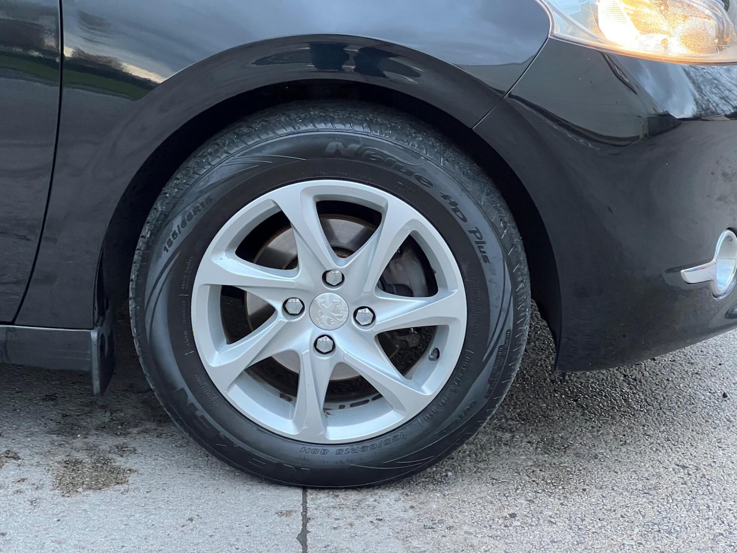 Used Peugeot 208 2014 for sale - 77456461: Photo 23