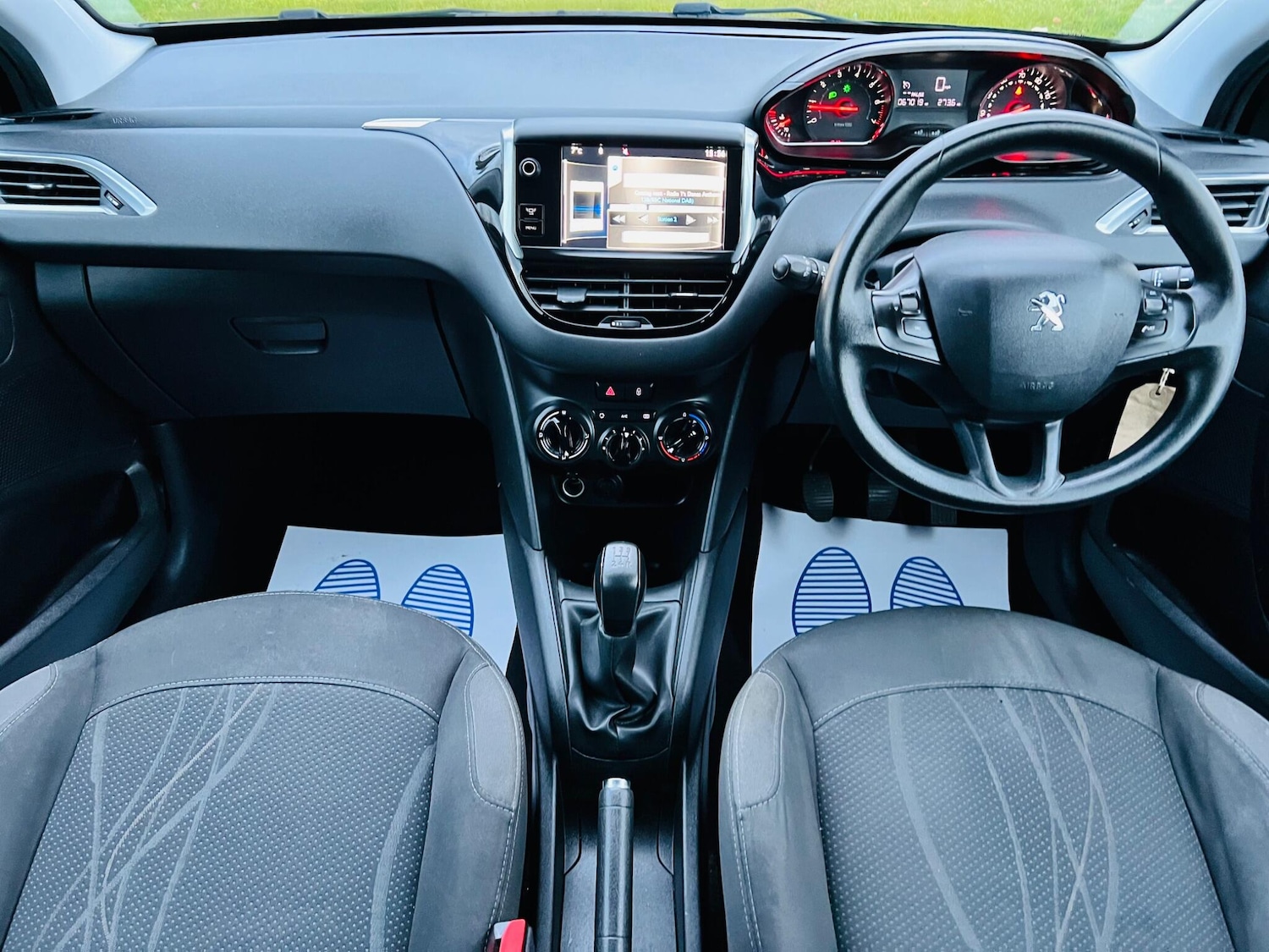 Used Peugeot 208 2014 for sale - 77456461: Photo 37