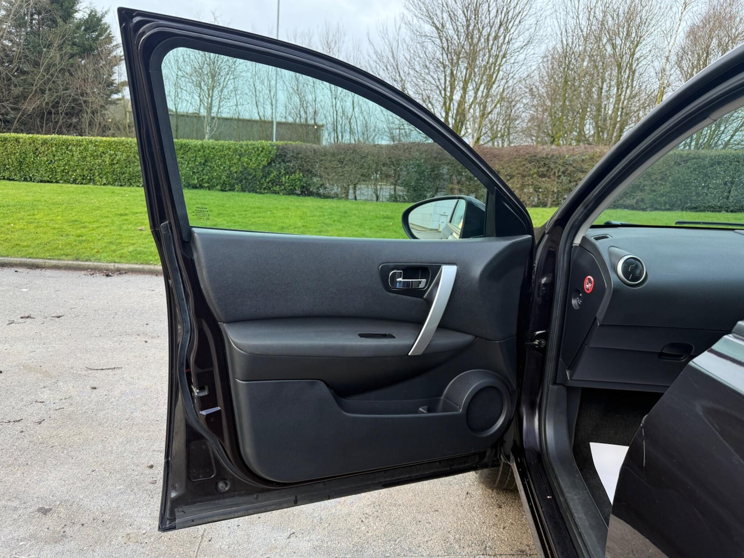 Used Nissan Qashqai 2011 for sale - 77549412: Photo 25