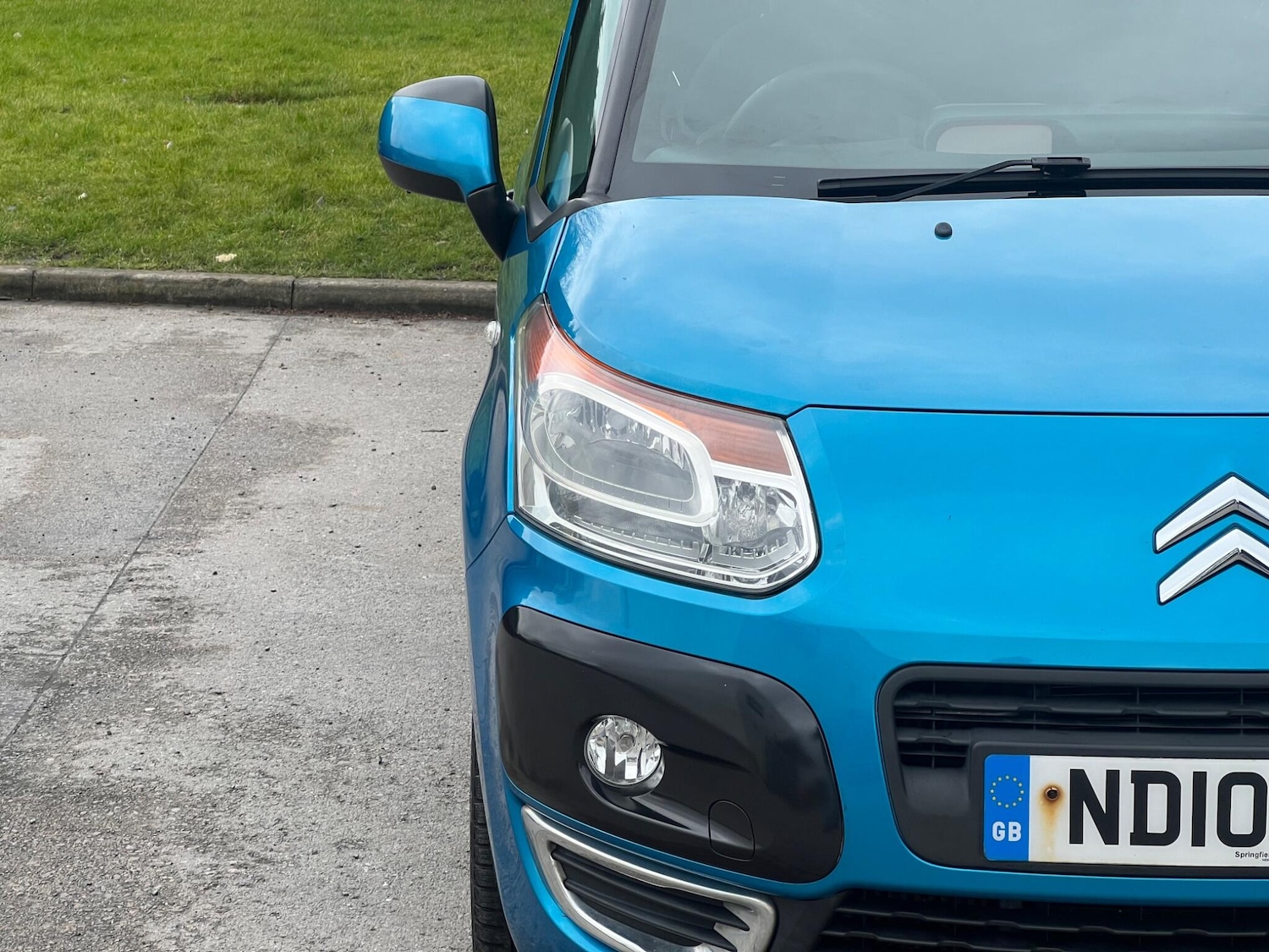 Used Citroen C3 Picasso 2010 for sale - 77633217: Photo 18