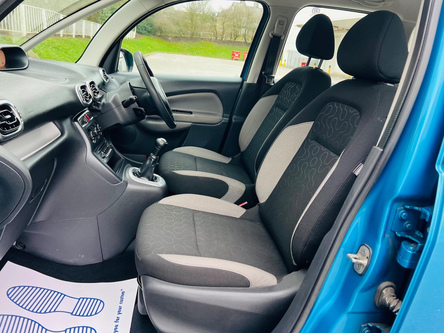 Used Citroen C3 Picasso 2010 for sale - 77633217: Photo 32