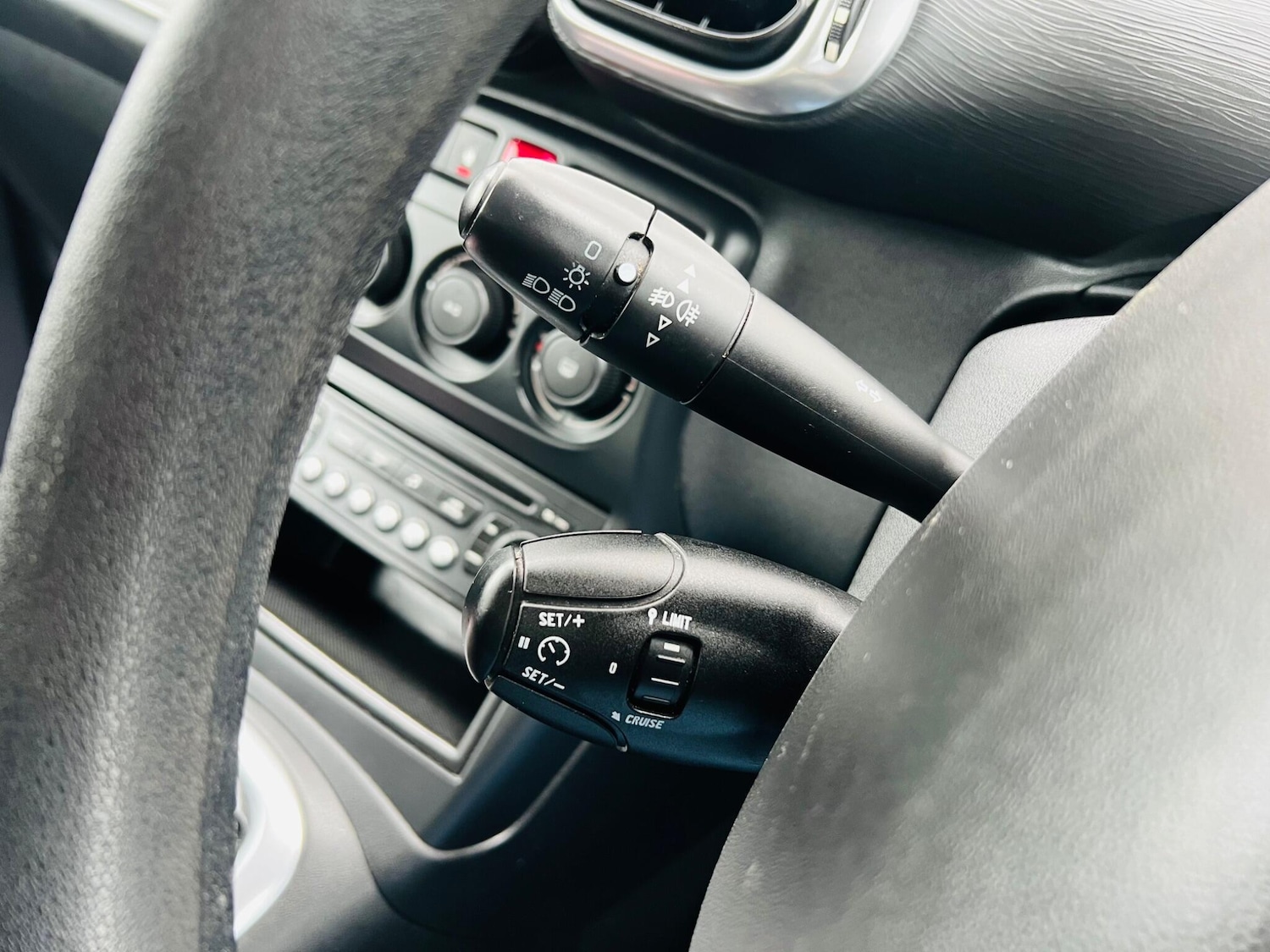 Used Citroen C3 Picasso 2010 for sale - 77633217: Photo 45