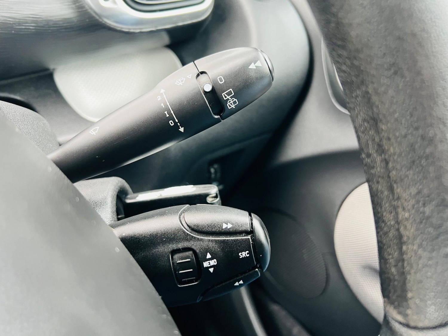 Used Citroen C3 Picasso 2010 for sale - 77633217: Photo 46