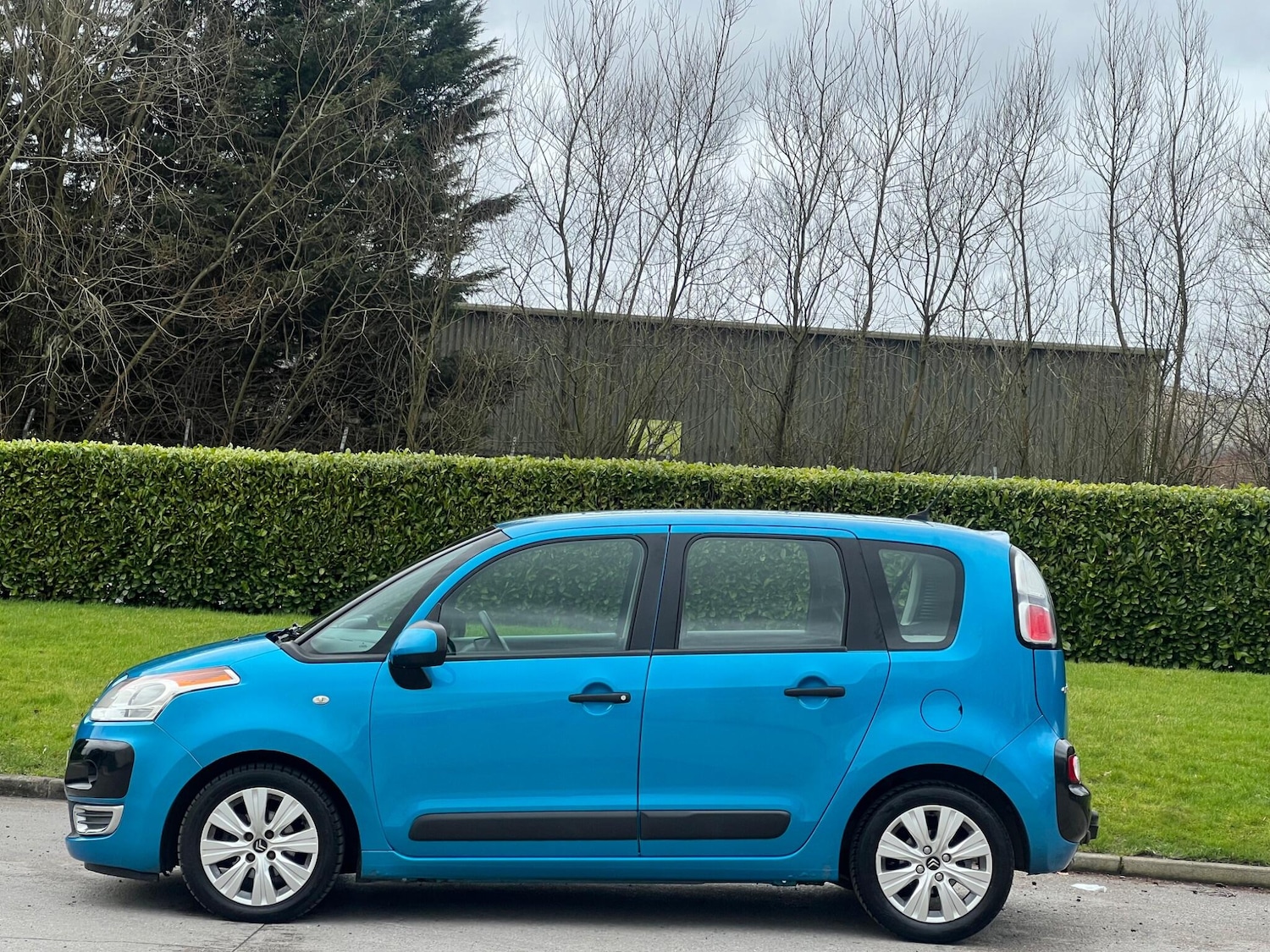 Used Citroen C3 Picasso 2010 for sale - 77633217: Photo 9