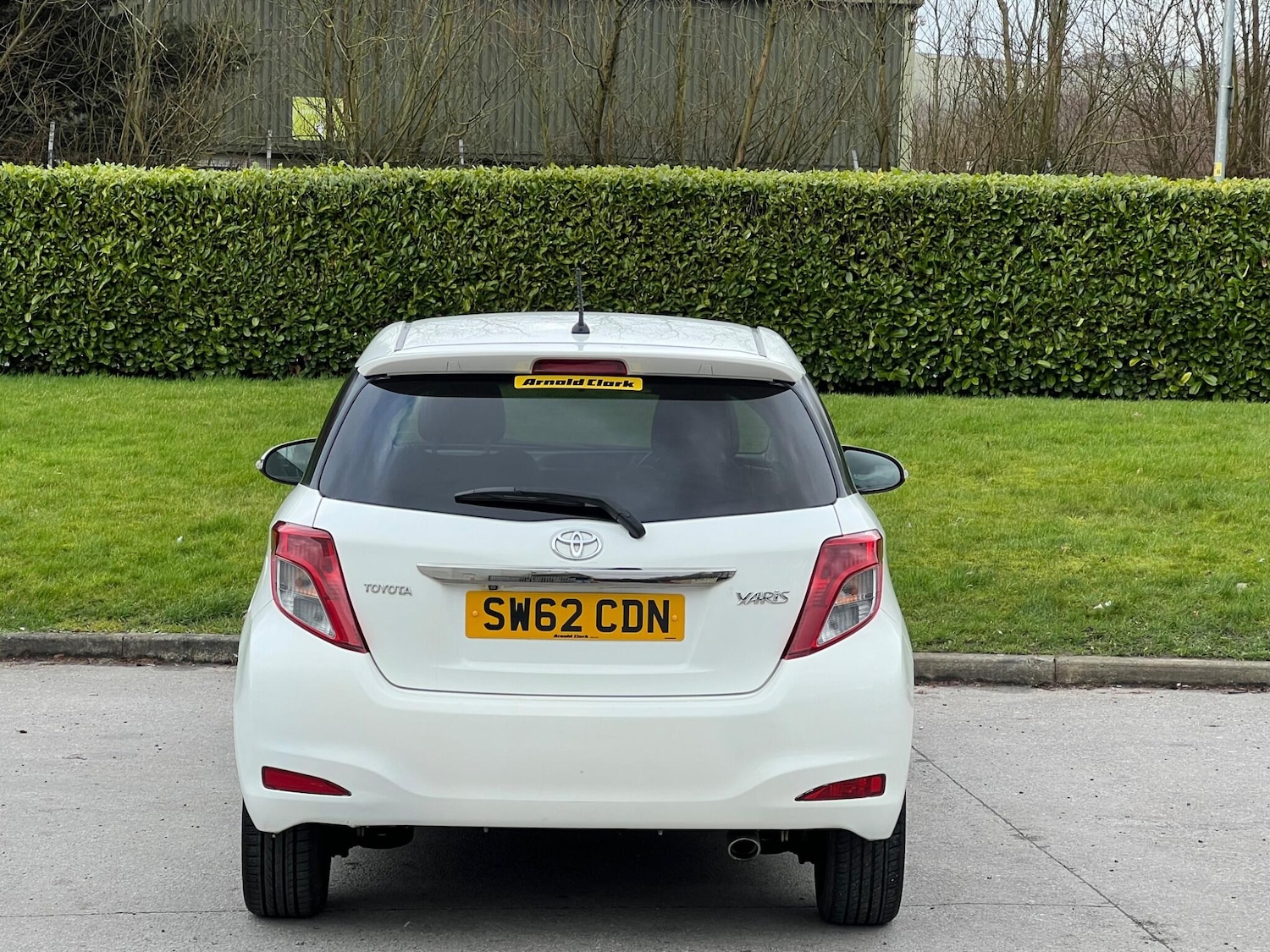 Used Toyota Yaris 2012 for sale - 77637629: Photo 12