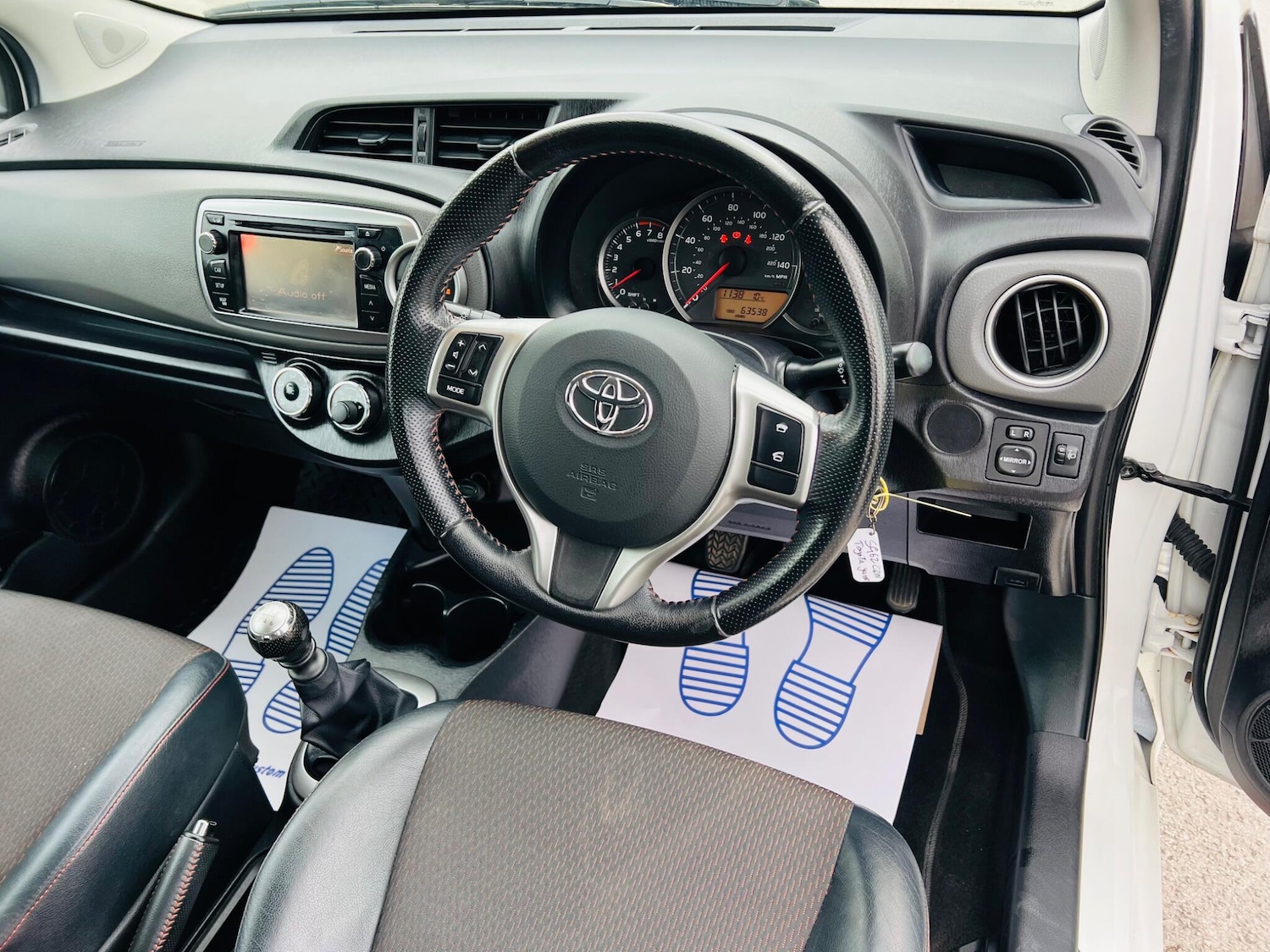 Used Toyota Yaris 2012 for sale - 77637629: Photo 33