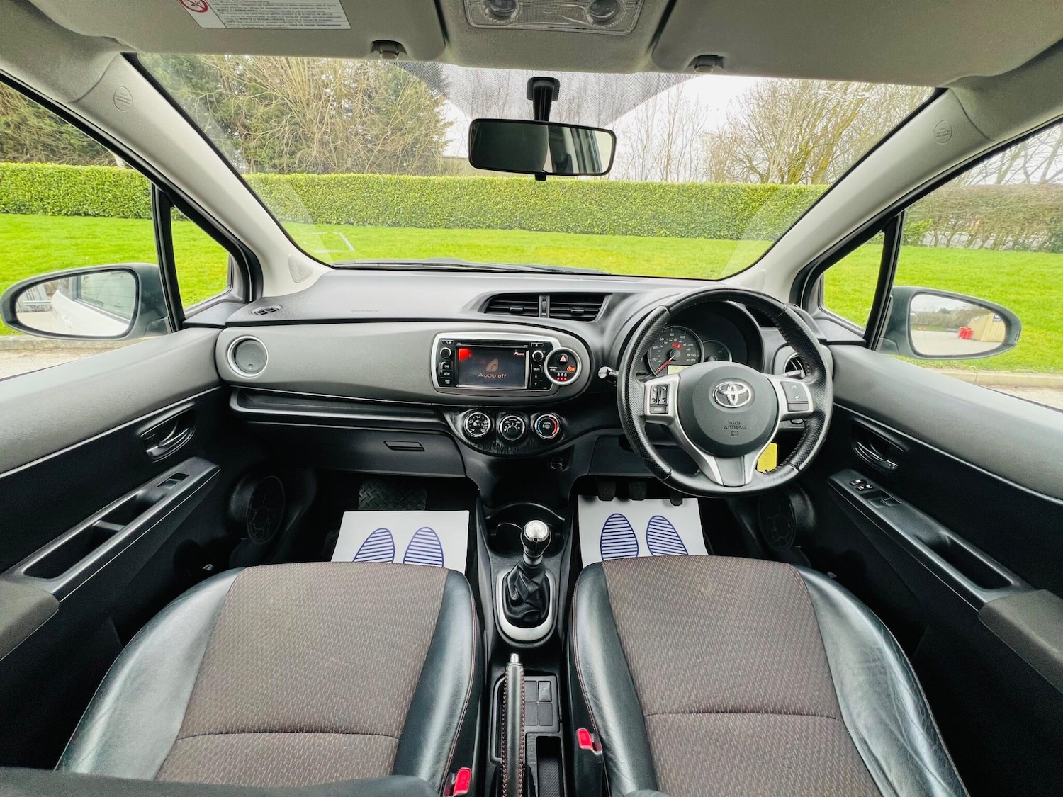 Used Toyota Yaris 2012 for sale - 77637629: Photo 34