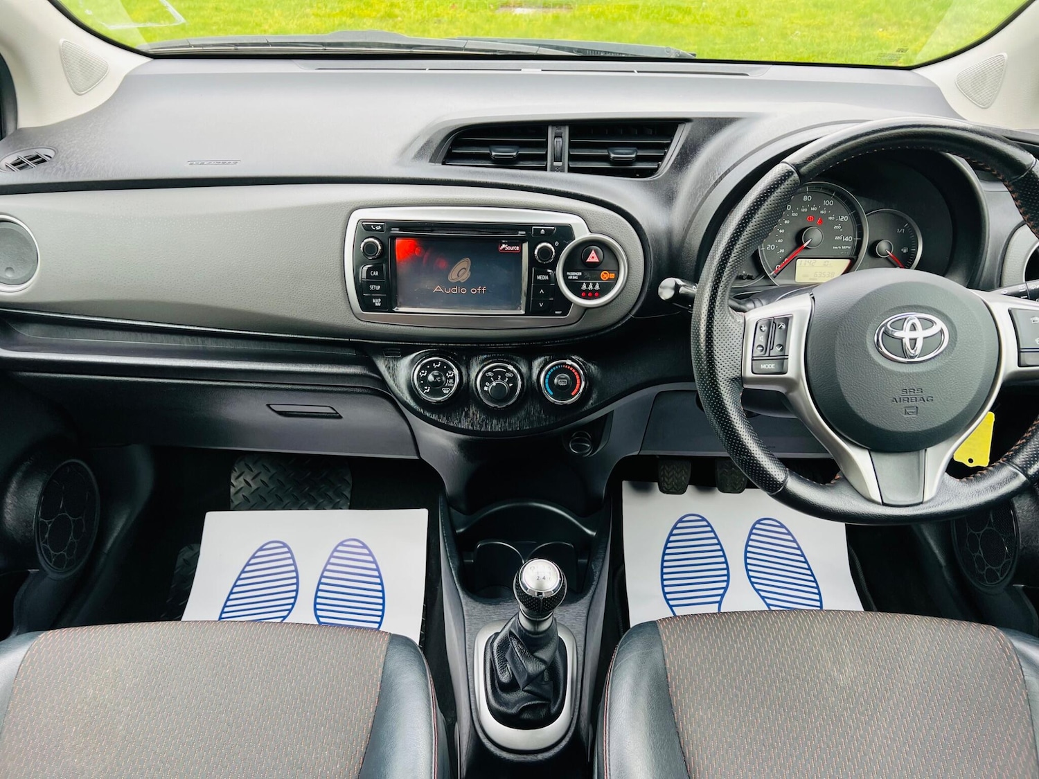 Used Toyota Yaris 2012 for sale - 77637629: Photo 36