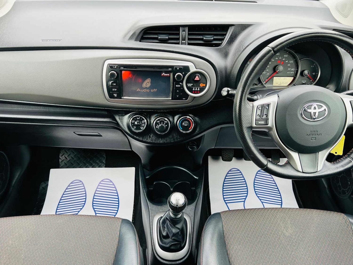 Used Toyota Yaris 2012 for sale - 77637629: Photo 37