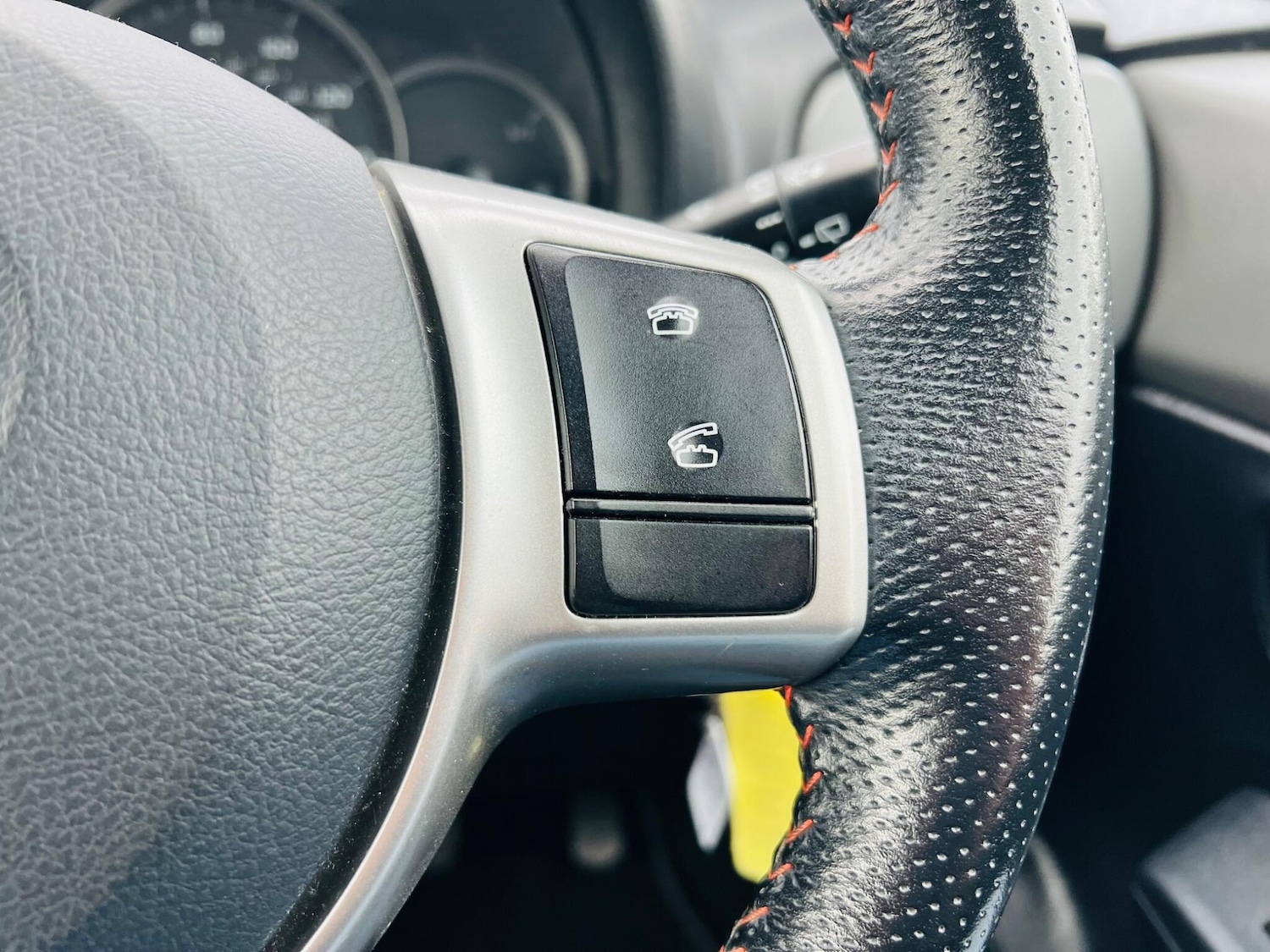 Used Toyota Yaris 2012 for sale - 77637629: Photo 47