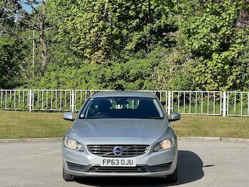 Used Volvo V60 2013 for sale - 78405415: Photo