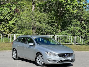 Used Volvo V60 2013 for sale - 78405415: Photo