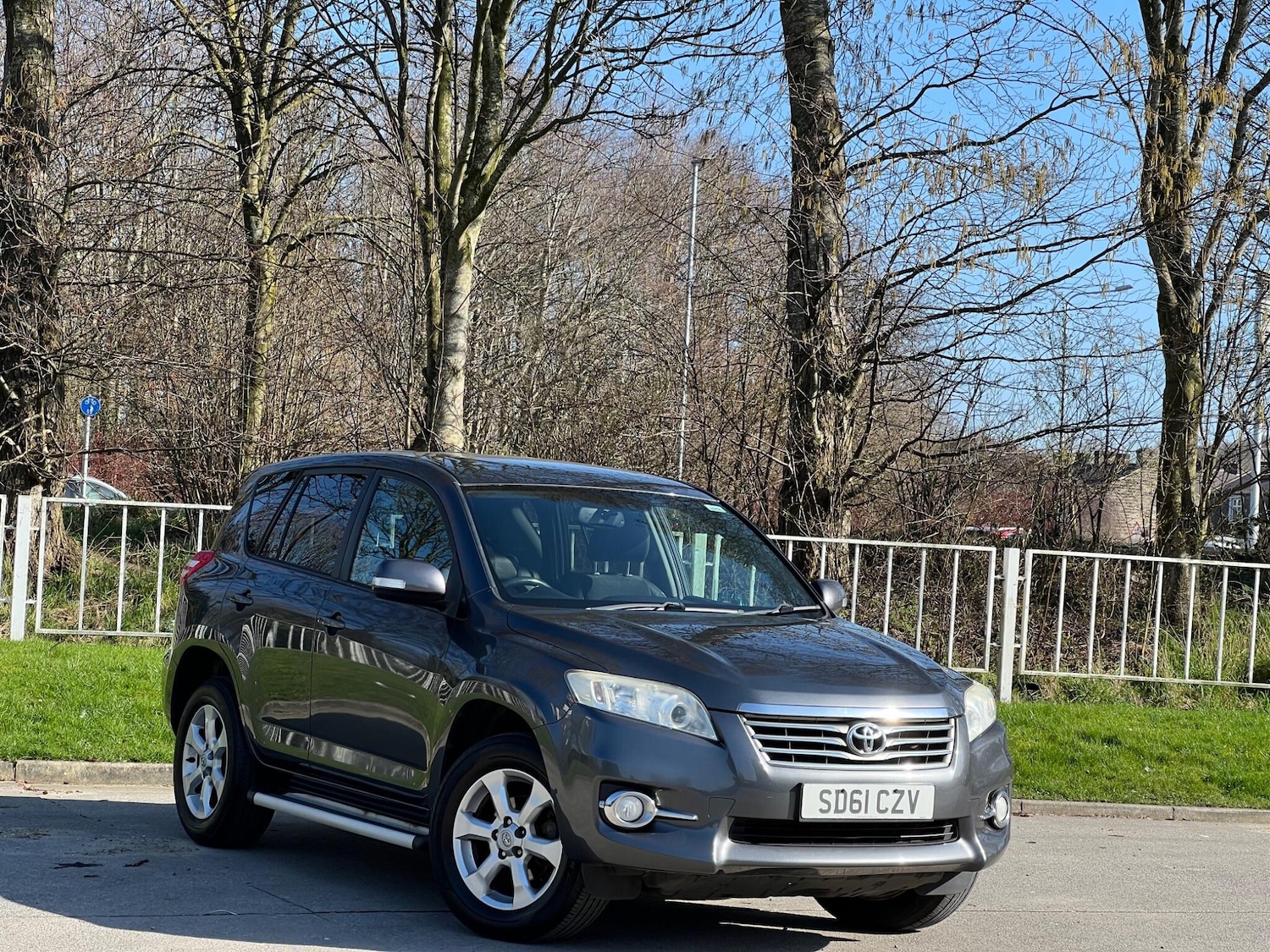 Used Toyota RAV4 for sale - 77752967: Photo 2