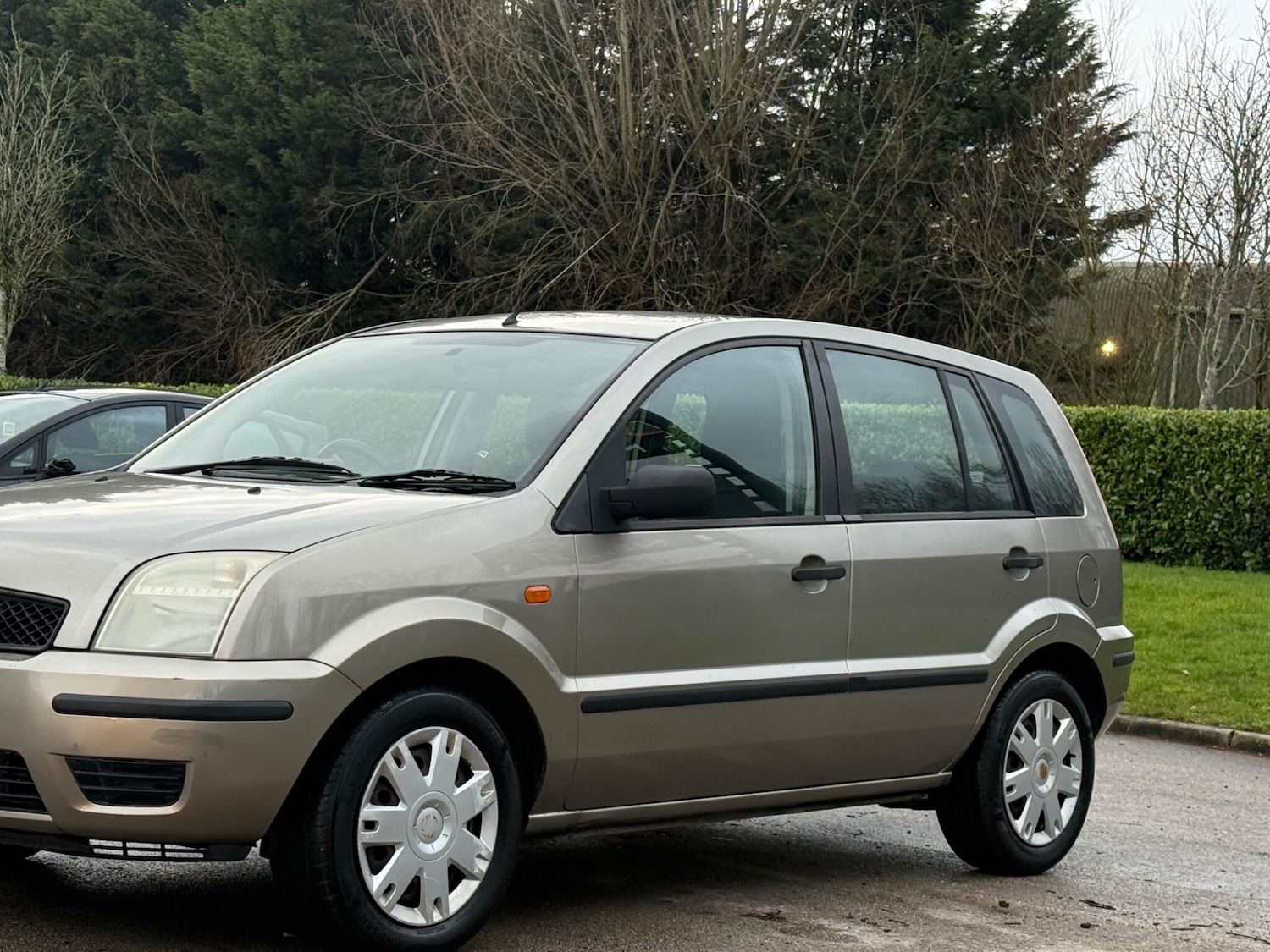 Used Ford Fusion 2004 for sale - 77575144: Photo 14