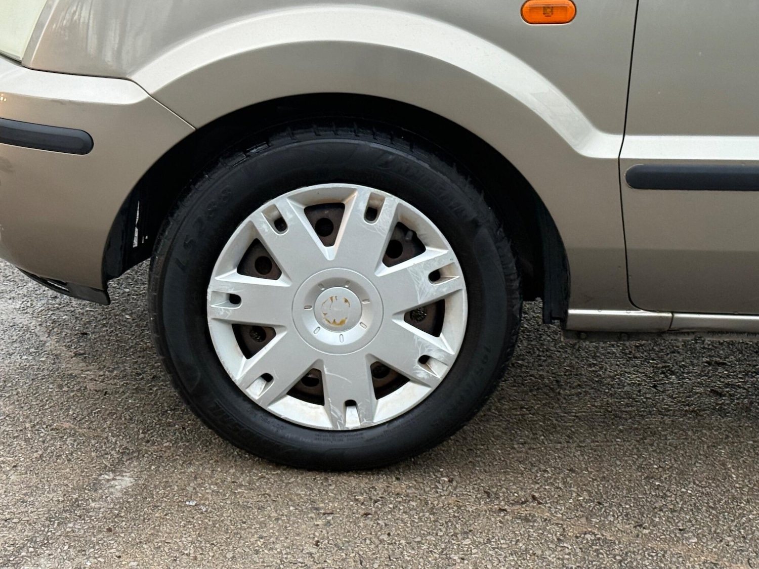 Used Ford Fusion 2004 for sale - 77575144: Photo 24