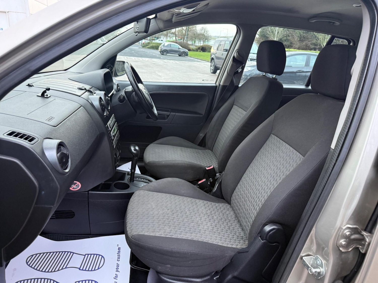 Used Ford Fusion 2004 for sale - 77575144: Photo 30