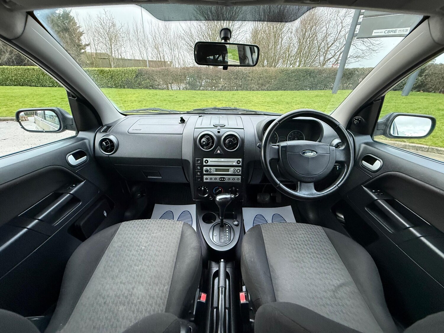 Used Ford Fusion 2004 for sale - 77575144: Photo 35