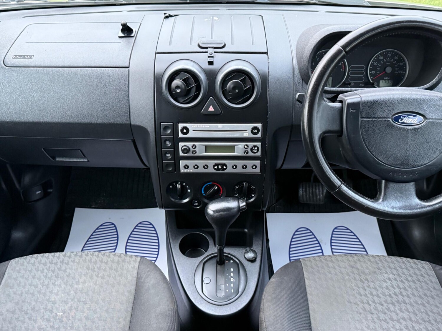 Used Ford Fusion 2004 for sale - 77575144: Photo 39