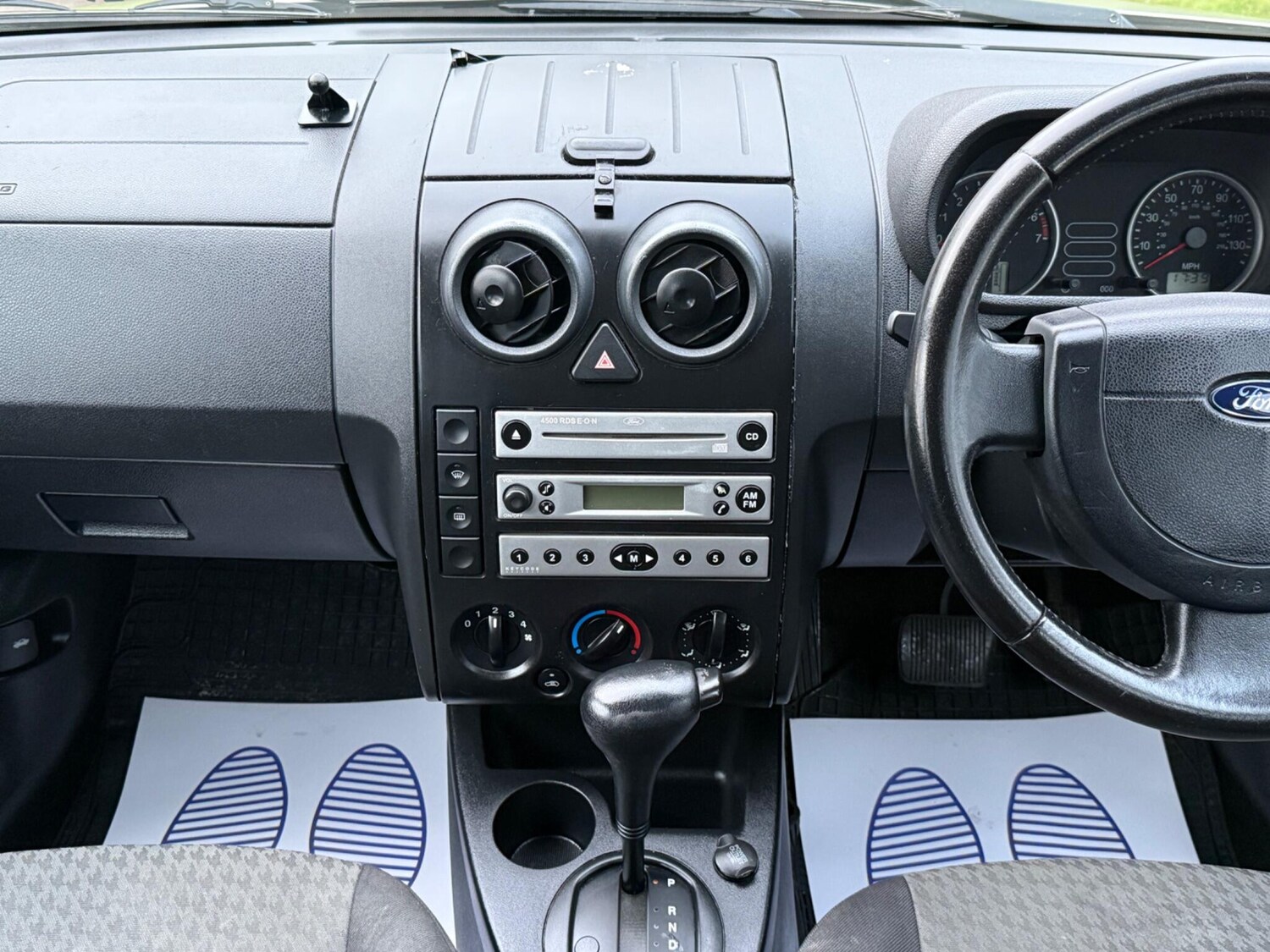 Used Ford Fusion 2004 for sale - 77575144: Photo 40