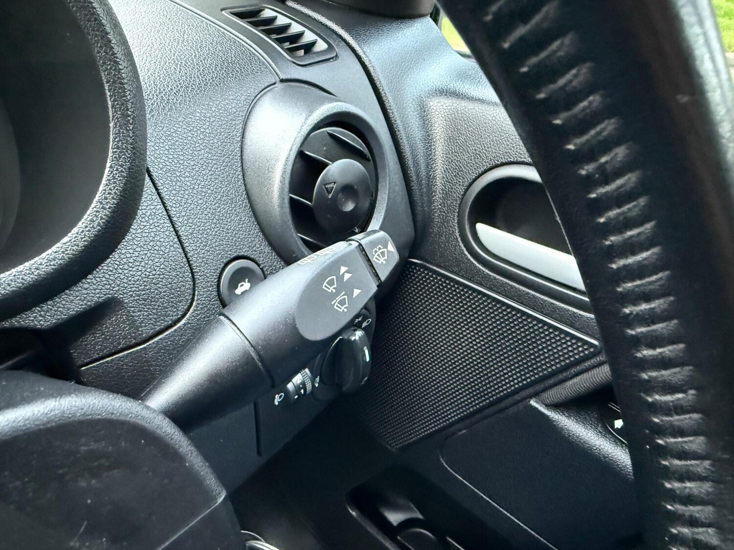 Used Ford Fusion 2004 for sale - 77575144: Photo 44