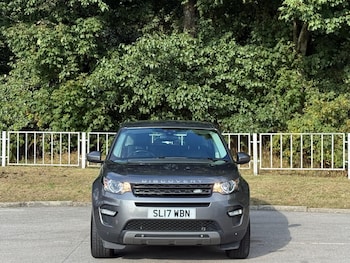 Used Land Rover Discovery Sport 2017 for sale - 79590091: Photo